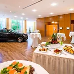 Western Am Schlossberg Hotel Nuertingen
