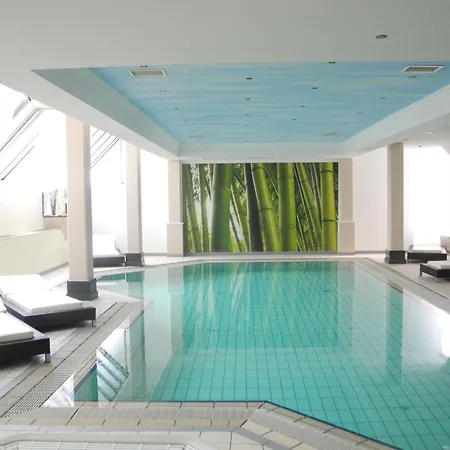 Hotel Western Am Schlossberg 4*