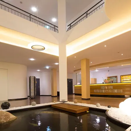 Western Am Schlossberg 4* Nuertingen