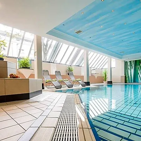 Western Am Schlossberg 4*