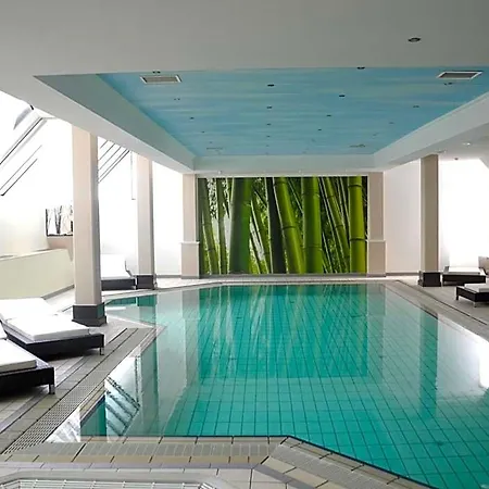 Western Am Schlossberg 4*