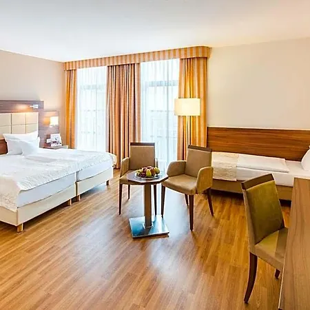 Western Am Schlossberg Hotel 4*