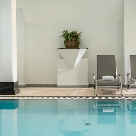 بيست ويسترن بلاس ام شلوسبيرغ 4*
