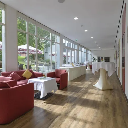 Western Am Schlossberg Szálloda 4*